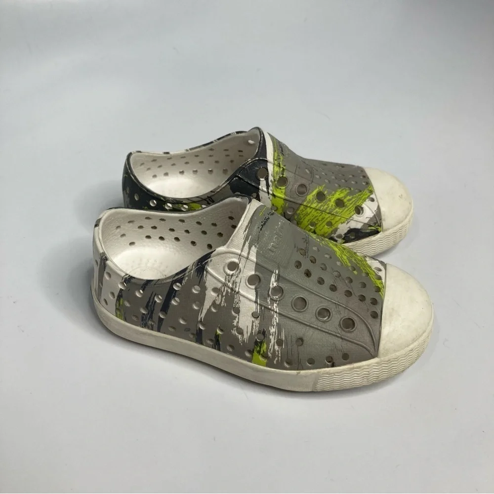 Native‎ Jefferson Shoes multicolored size 7C